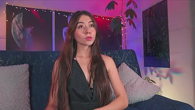 Bellapazzia online show from December 2024 05:13:01 PM