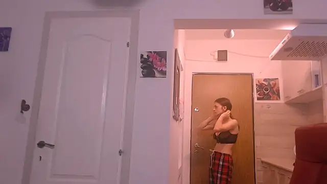 simyhvn online show from October 2025 04:34:02 AM