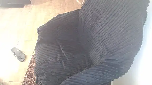 Lora-K online show from September 2025 10:20:02 AM