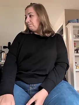 Canadian BBW online show from October 2025 07:54:02 PM