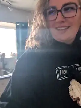 Canadian BBW online show from March 2026 09:52:02 PM