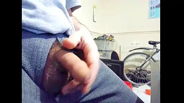 hairyuncut00 online show from March 2026 03:08:01 PM