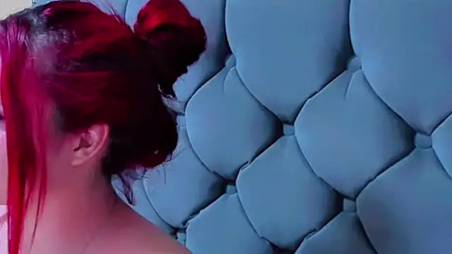 Imannejulienne online show from March 2026 11:31:01 PM