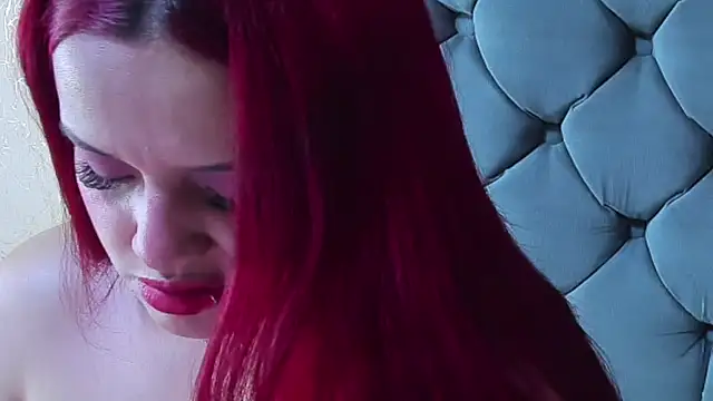 Imannejulienne online show from March 2026 10:59:02 PM