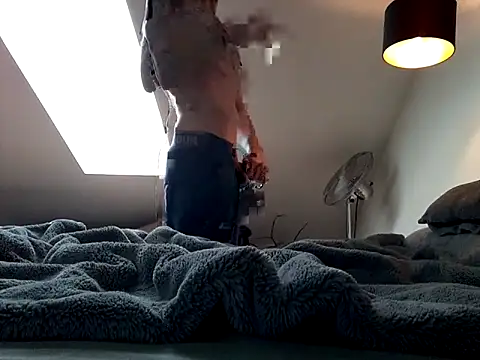 Prinzalbert7xh online show from February 2026 03:10:01 PM