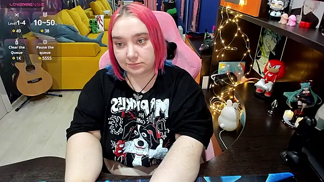 Snapshot of Softie_Sofy chatting on January 2025 05:16:01 AM Softie Sofy online show from January 2025 05:16:01 AM