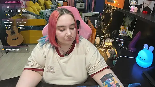 Snapshot of Softie_Sofy chatting on February 2025 07:26:02 AM Softie Sofy online show from February 2025 07:26:02 AM