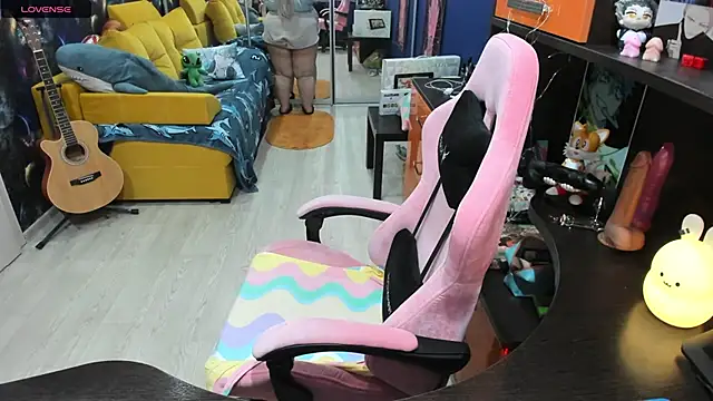 Snapshot of Softie_Sofy chatting on March 2025 02:36:01 AM Softie Sofy online show from March 2025 02:36:01 AM