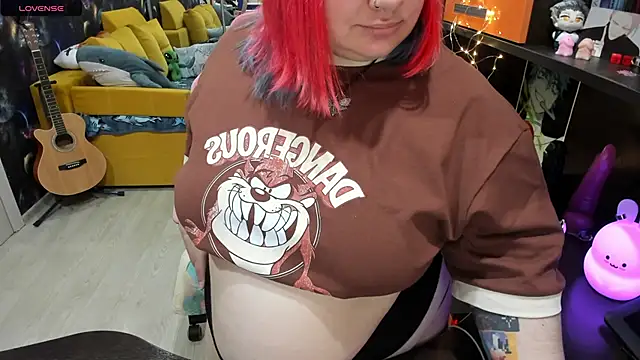 Snapshot of Softie_Sofy chatting on March 2025 07:04:02 AM Softie Sofy online show from March 2025 07:04:02 AM