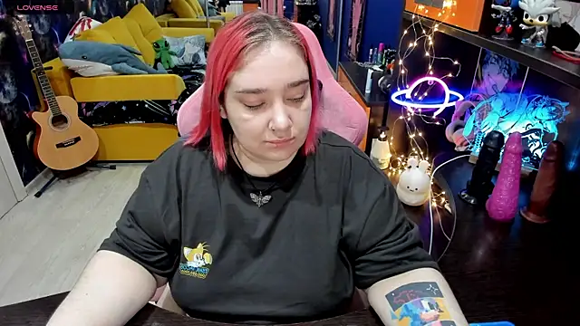 Snapshot of Softie_Sofy chatting on March 2025 03:12:01 AM Softie Sofy online show from March 2025 03:12:01 AM