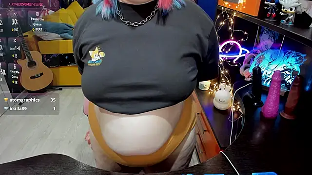 Snapshot of Softie_Sofy chatting on March 2025 06:16:01 AM Softie Sofy online show from March 2025 06:16:01 AM