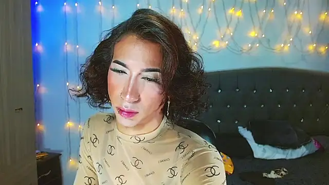 Kenisha Sweet online show from February 2025 04:11:01 AM