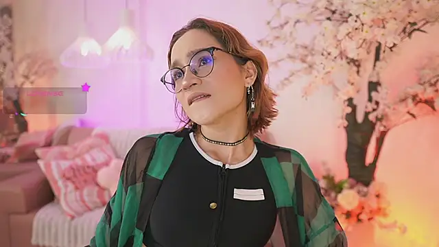 DalahiaRush online show from November 2025 07:03:01 PM