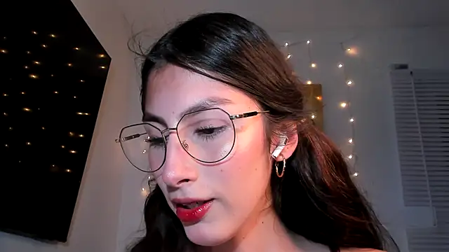 valeria gonzales  online show from January 2025 12:28:01 AM