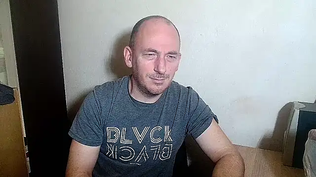 Snapshot of Johan___Barker chatting on February 2026 01:28:02 PM Johan Barker online show from February 2026 01:28:02 PM