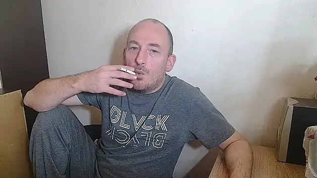 Snapshot of Johan___Barker chatting on February 2026 11:28:02 AM Johan Barker online show from February 2026 11:28:02 AM