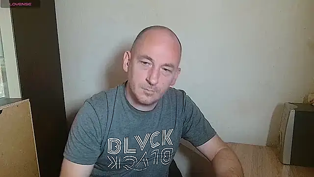 Johan   Barker online show from May 2026 10:43:02 AM
