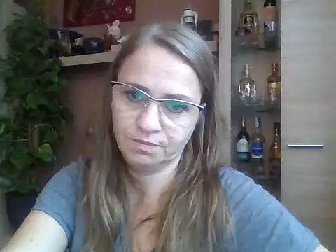 Blonikicia online show from November 2025 11:12:02 AM