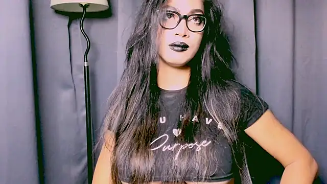 Snapshot of XXsexylongcockXX chatting on December 2024 11:02:01 PM XXsexylongcockXX online show from December 2024 11:02:01 PM