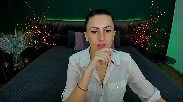 Rebecca Diamond online show from February 2025 10:55:02 AM