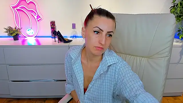 Rebecca Diamond online show from February 2025 06:17:02 AM