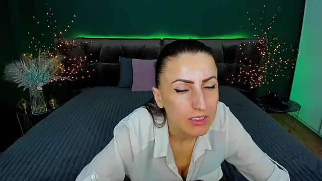 Rebecca Diamond online show from March 2025 09:24:02 AM