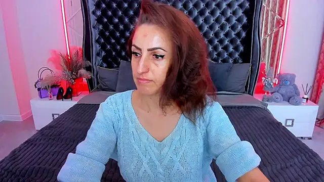 Snapshot of Rebecca_Diamond chatting on April 2026 05:45:01 AM Rebecca Diamond online show from April 2026 05:45:01 AM