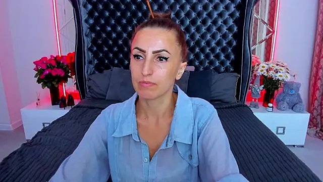 Snapshot of Rebecca_Diamond chatting on June 2026 05:57:01 AM Rebecca Diamond online show from June 2026 05:57:01 AM