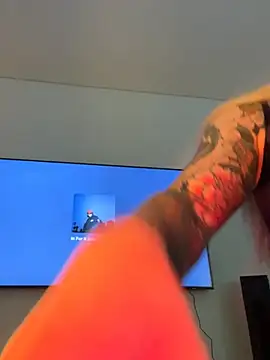 curchez  online show from December 2024 08:36:01 PM