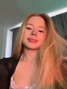 curchez  online show from January 2025 07:32:02 PM