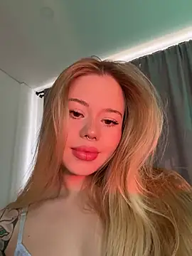 curchez  online show from February 2025 08:26:02 PM