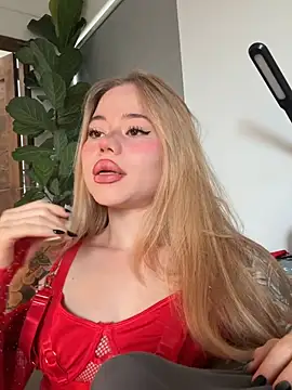 curchez  online show from February 2026 08:04:02 PM