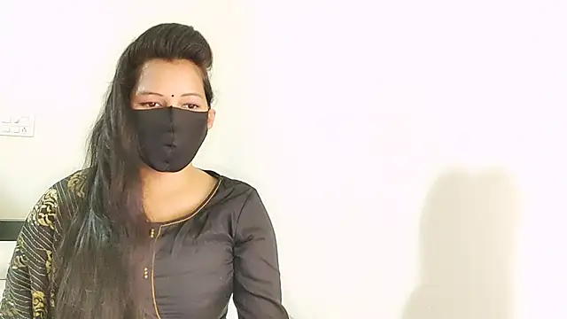 Snapshot of YourLovelyQueen chatting on June 2026 05:47:02 PM YourLovelyQueen online show from June 2026 05:47:02 PM