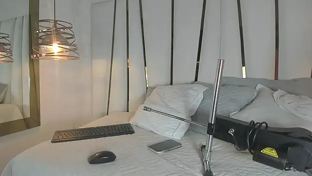 elena mature online show from June 2026 07:08:02 PM