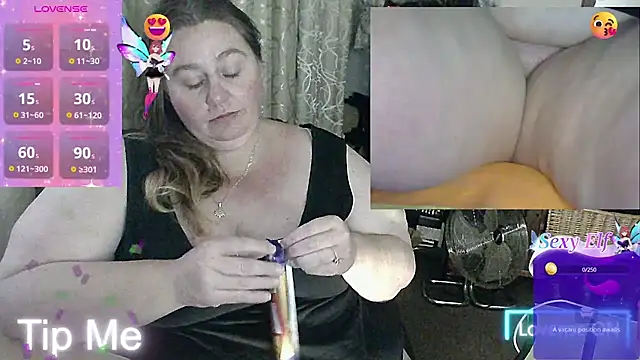 Iceprincess2bad4u online show from March 2025 04:43:02 PM