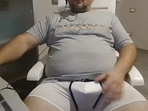 iron boy80 online show from September 2025 01:33:02 PM