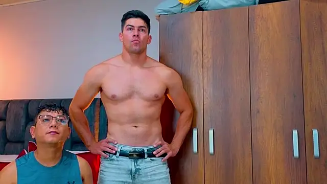 FelipeAndMarcello3 online show from December 2025 07:53:02 PM