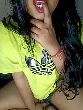 Sweet-Berry online show from December 2024 08:42:02 PM