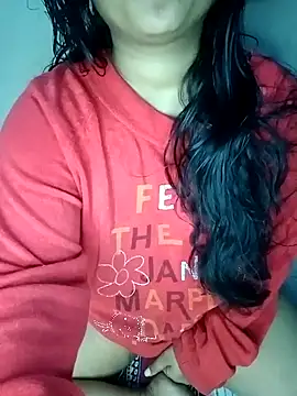 Sweet-Berry online show from December 2024 06:05:01 PM