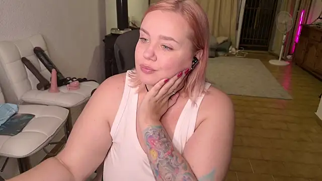 MargotGrey online show from September 2025 07:03:01 PM