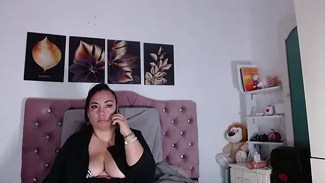 -helen online show from October 2025 07:23:02 PM