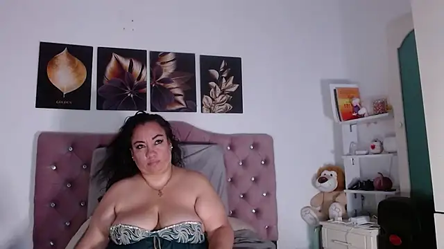 -helen online show from October 2025 08:07:02 PM
