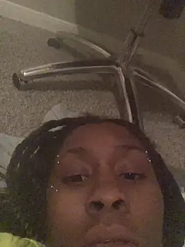 Foreignthababyy online show from November 2025 05:22:02 AM