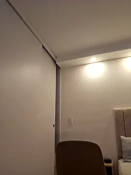 Maya Lewis online show from January 2026 11:17:01 PM