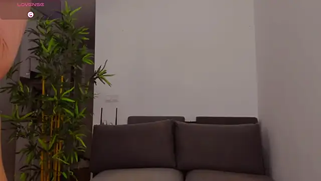 Jaylee Krys online show from October 2025 05:46:01 PM