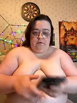 Snapshot of SexyxLexie chatting on November 2025 04:14:01 AM SexyxLexie online show from November 2025 04:14:01 AM