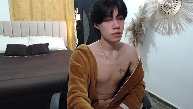 Snapshot of Elio-cam chatting on November 2025 08:26:02 AM Elio-cam online show from November 2025 08:26:02 AM