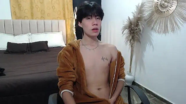 Snapshot of Elio-cam chatting on November 2025 05:39:02 AM Elio-cam online show from November 2025 05:39:02 AM