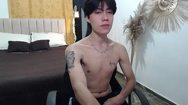 Snapshot of Elio-cam chatting on November 2025 04:14:02 AM Elio-cam online show from November 2025 04:14:02 AM