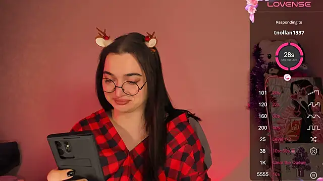 Snapshot of YsabellViveris chatting on December 2024 09:35:01 AM YsabellViveris online show from December 2024 09:35:01 AM